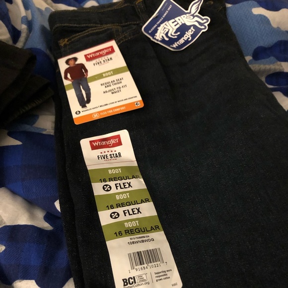 Small boys clothing lot 2 pairs of pants pair of shorts and sneakers all NWT - Picture 2 of 11